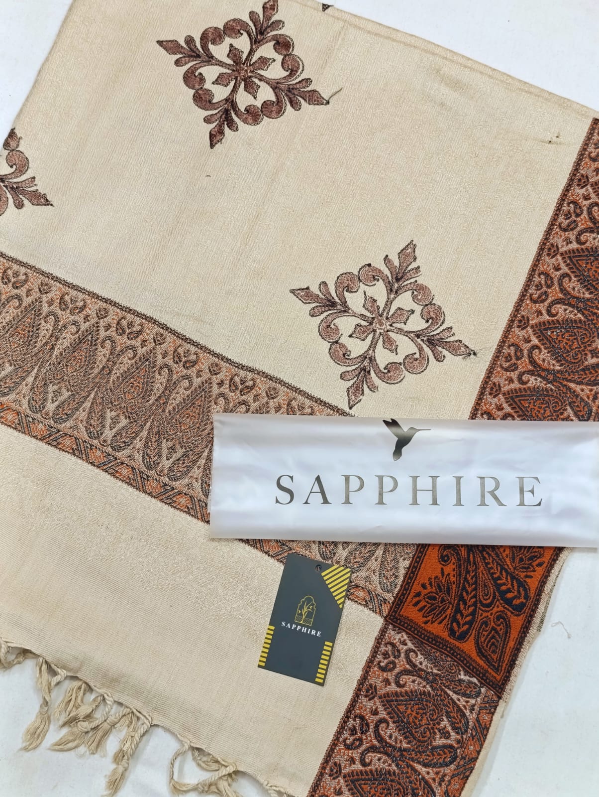 GENTS & LADIES PREMIUM SHAWLS