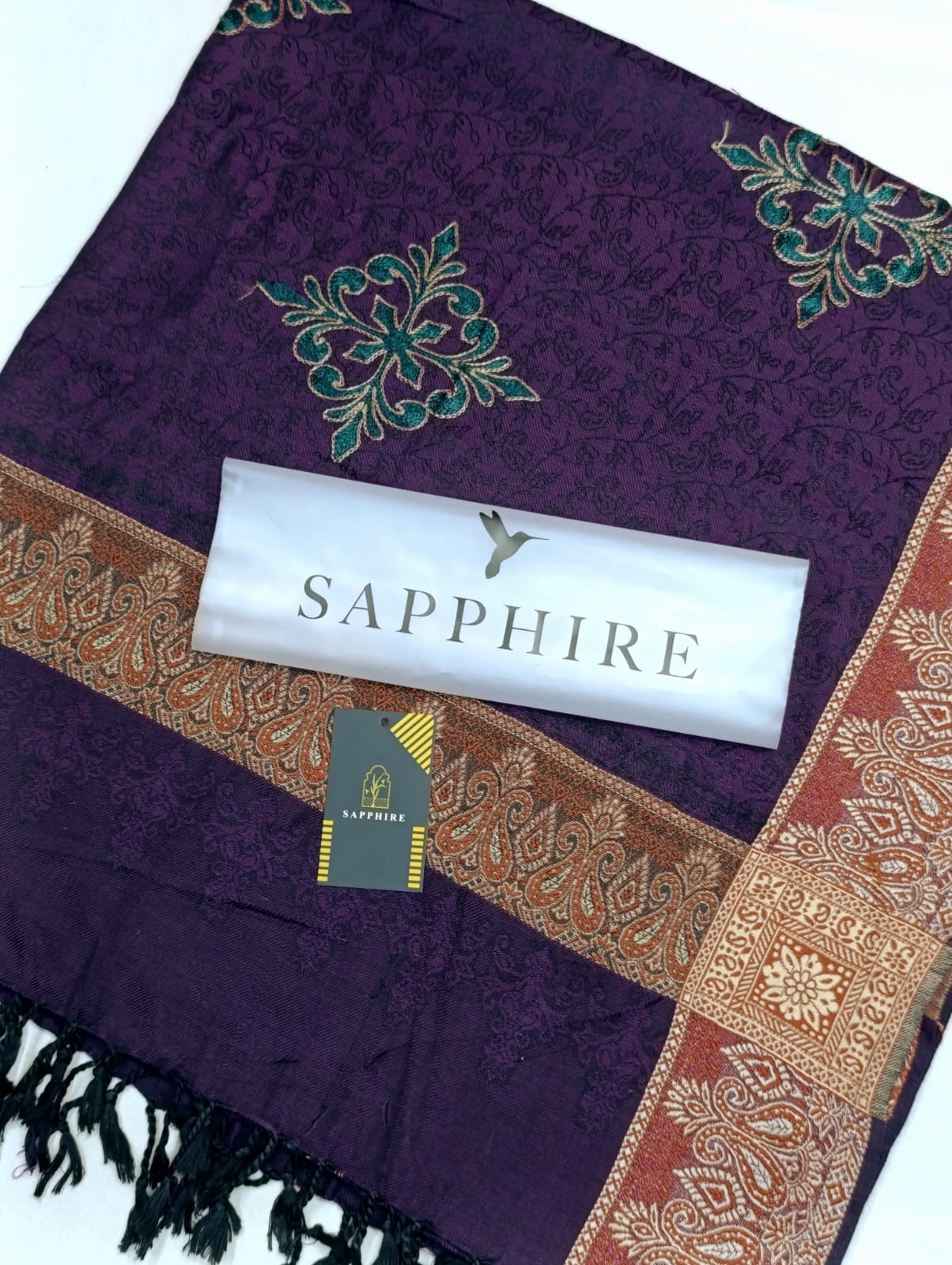 GENTS & LADIES PREMIUM SHAWLS