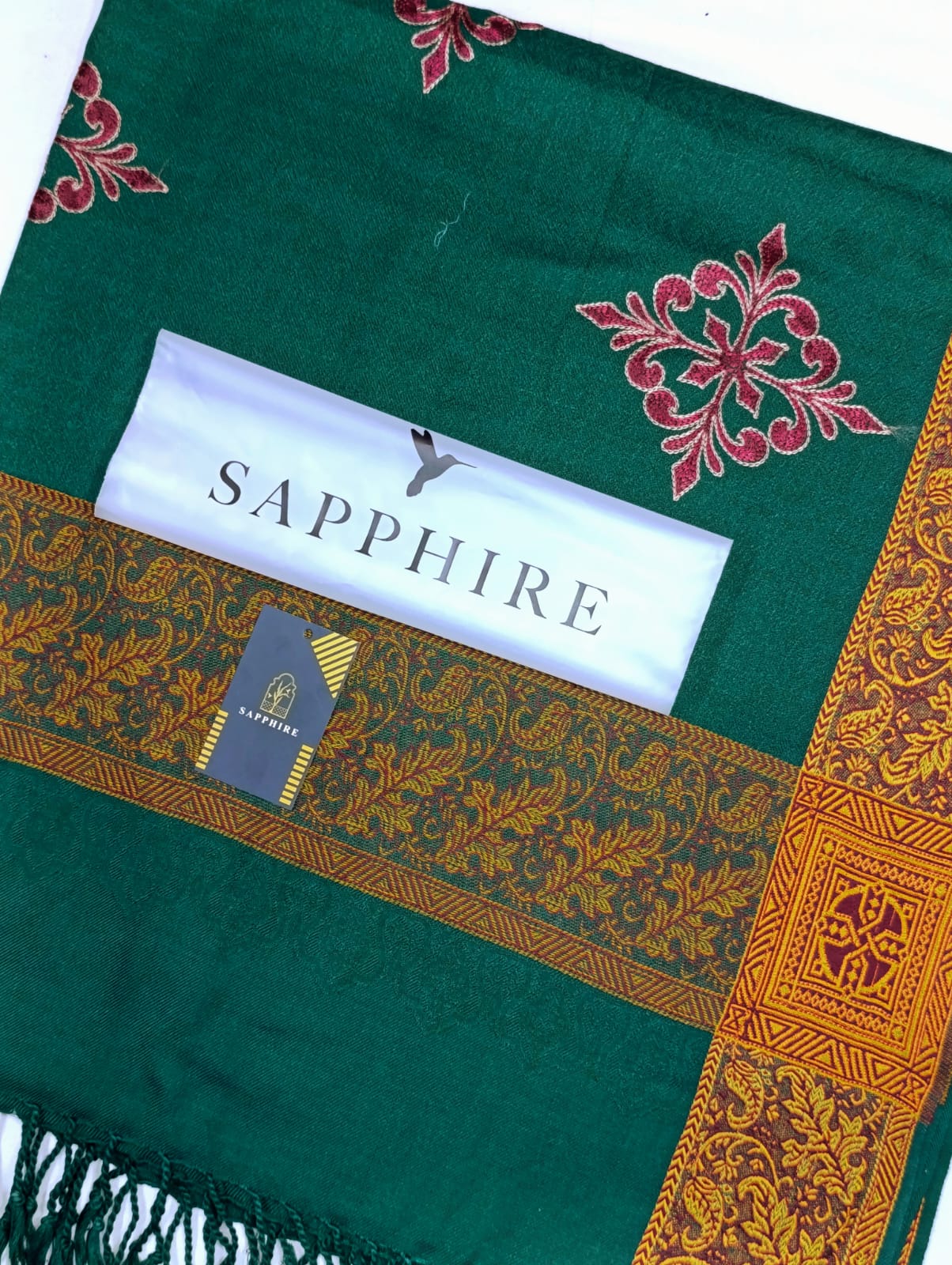 GENTS & LADIES PREMIUM SHAWLS