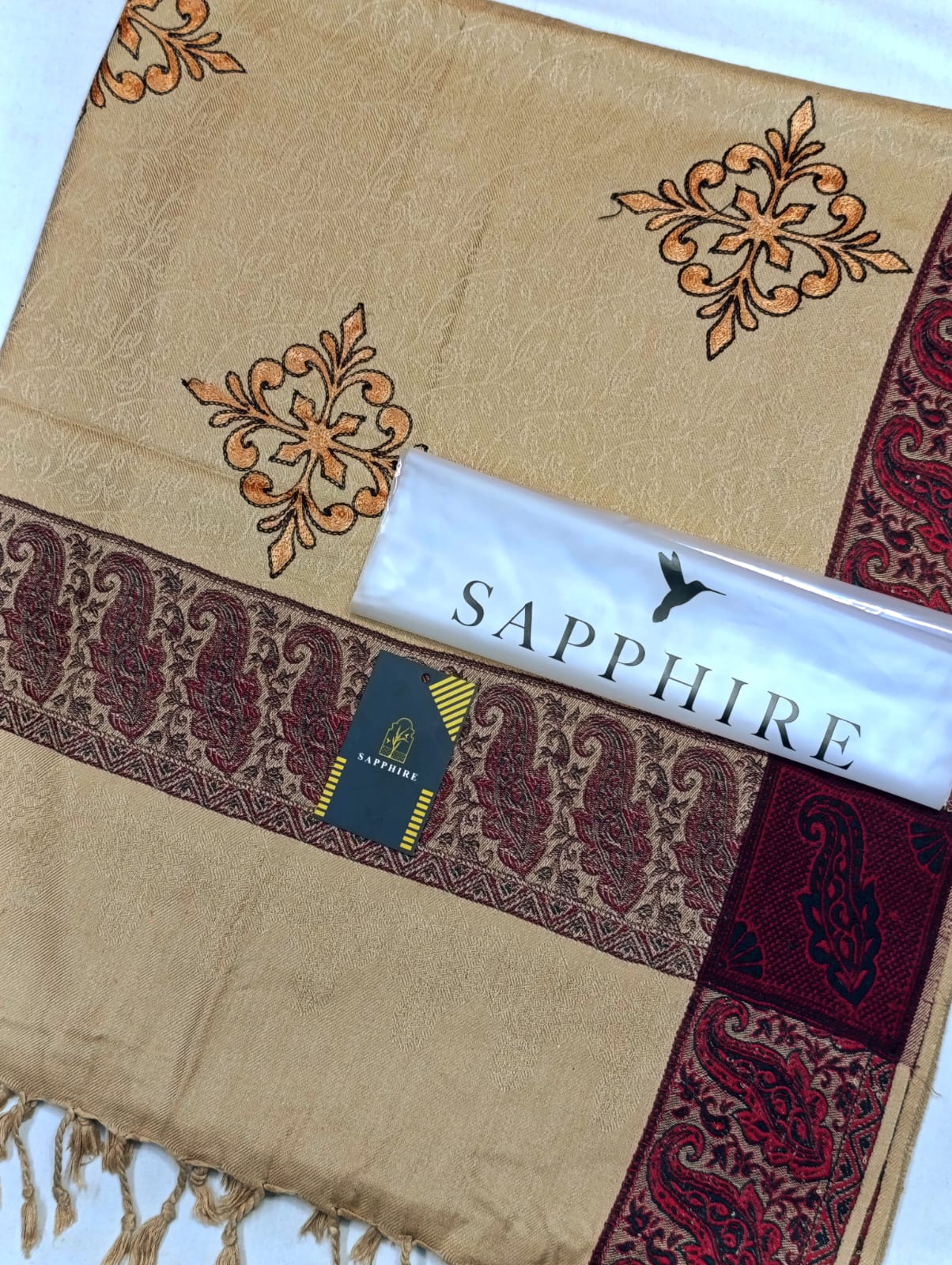 GENTS & LADIES PREMIUM SHAWLS