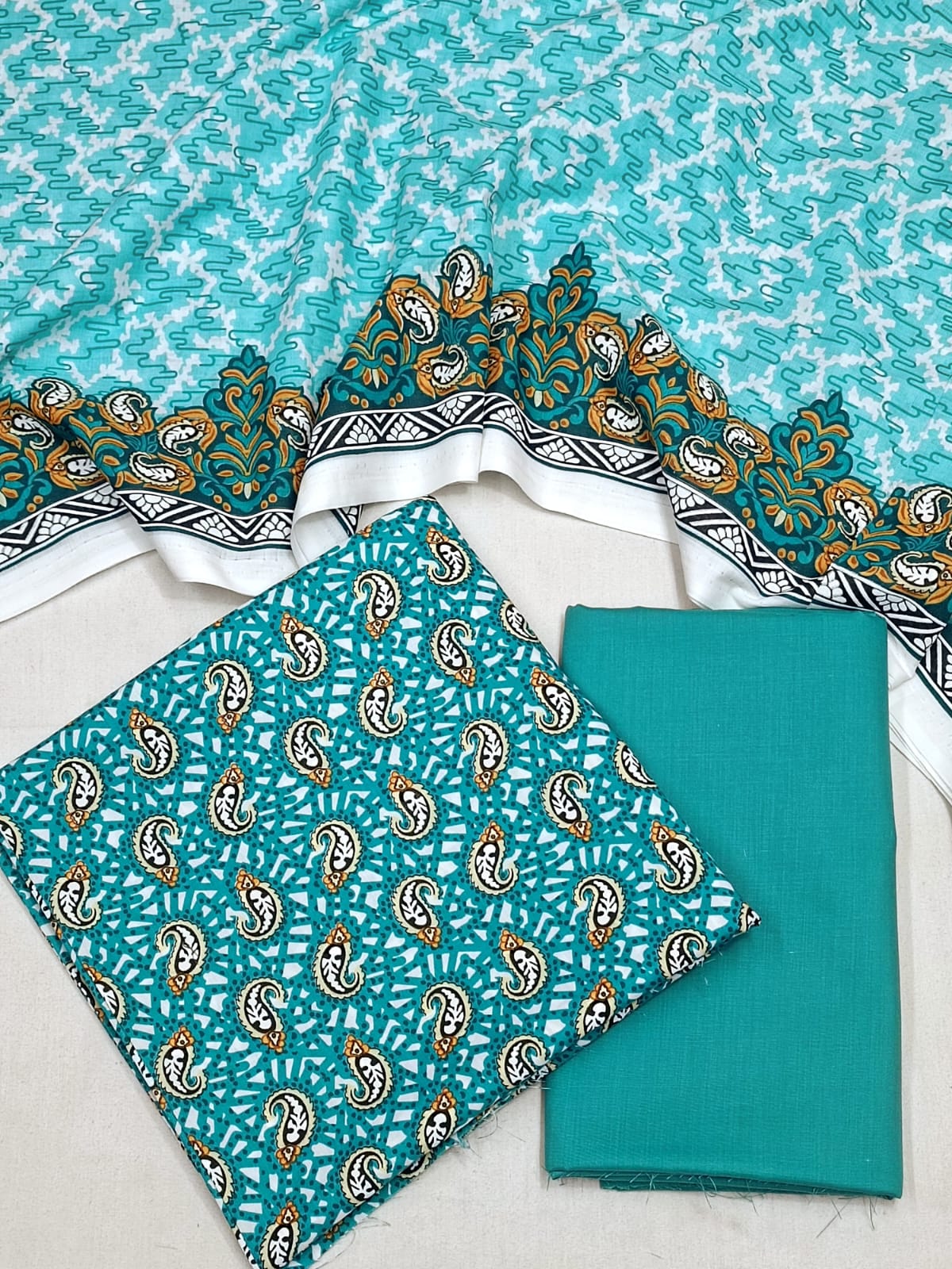 WRINKLE FREE LAWN UNSTICHED DRESS