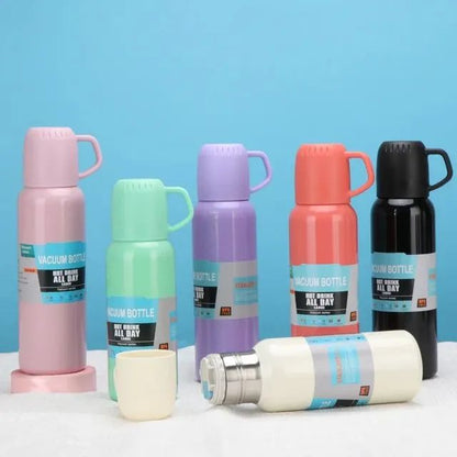 Red Box Vacuum Flask Bottle with 3 Cups and Gift Box Random color